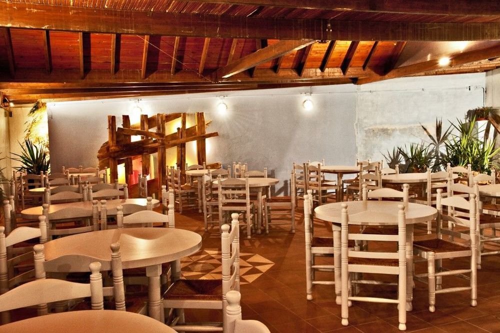 Aeolos Bay Hotel Tínos 레스토랑 사진